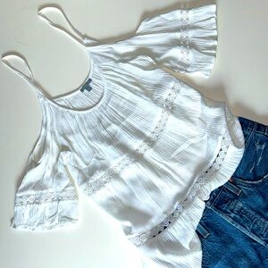 Flowy cold shoulder crochet detail top